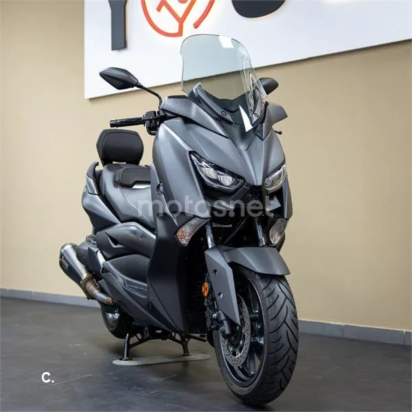 Yamaha XMAX 400 – Vista 3