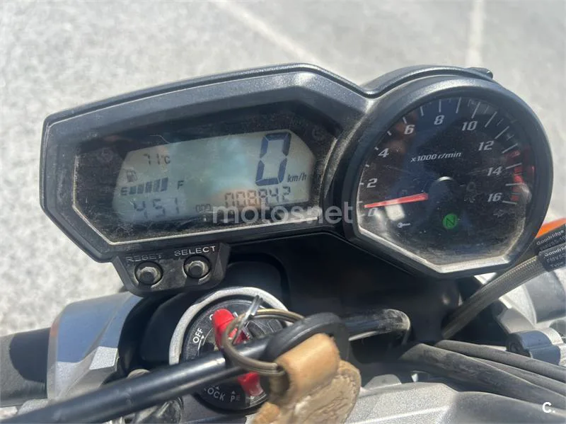 Yamaha FZ6 S2 – Vista 2