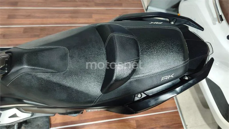 Kymco AK 550 – Vista 33