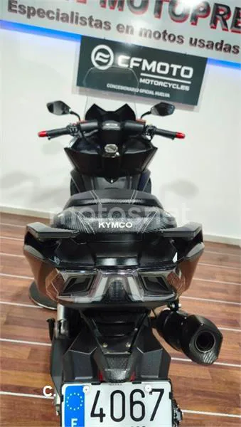 Kymco AK 550 – Vista 37