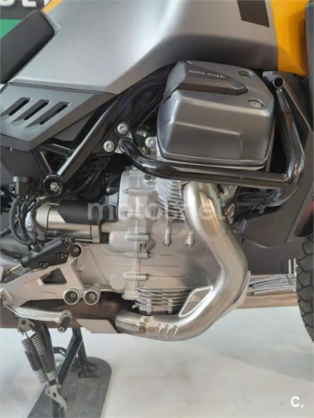 Moto Guzzi Stelvio – Vista 3