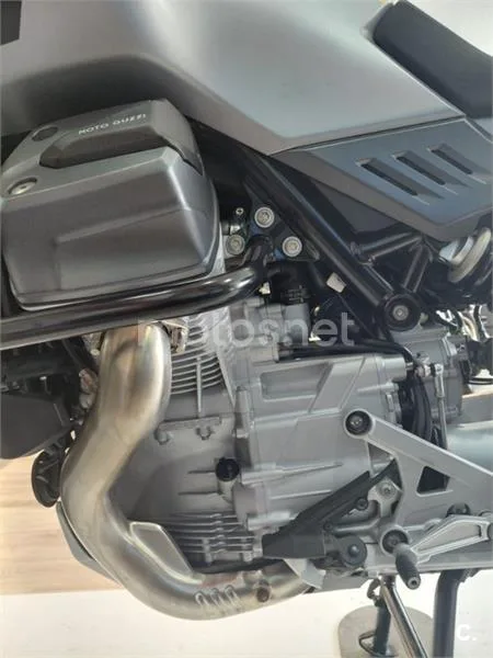 Moto Guzzi Stelvio – Vista 7