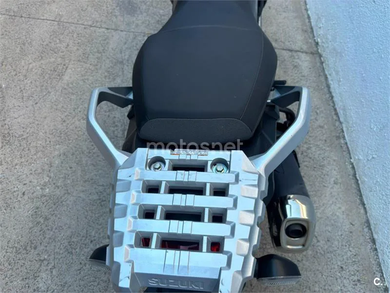 Suzuki V-Strom 650 XT – Vista 13