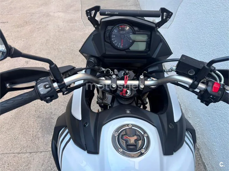Suzuki V-Strom 650 XT – Vista 7
