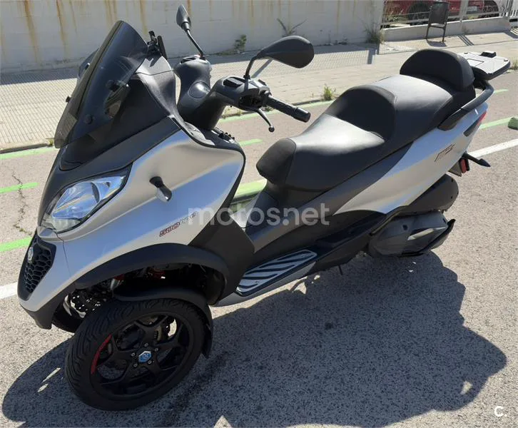 Piaggio MP3 – Vista 4