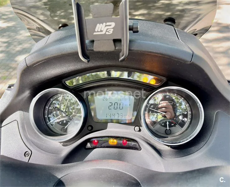 Piaggio MP3 – Vista 9