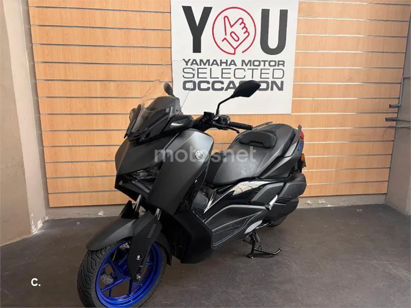 Yamaha XMAX 300 – Vista 7