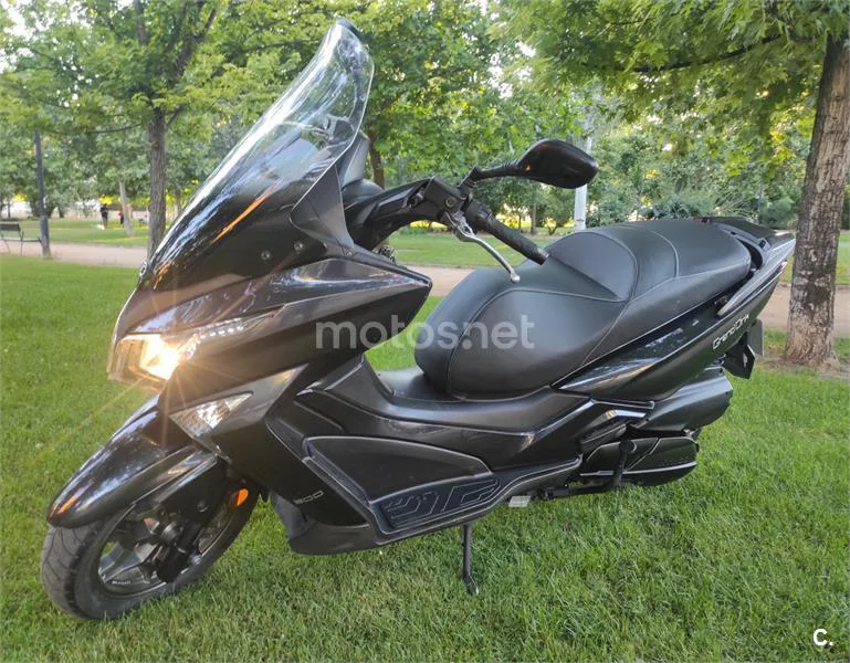 Kymco Super Dink 350 – Vista 11