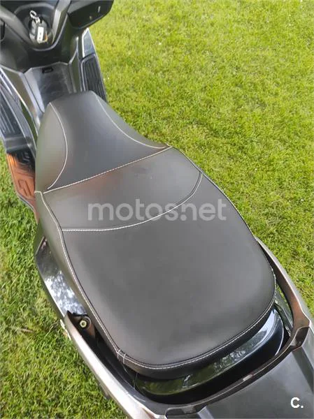 Kymco Super Dink 350 – Vista 6