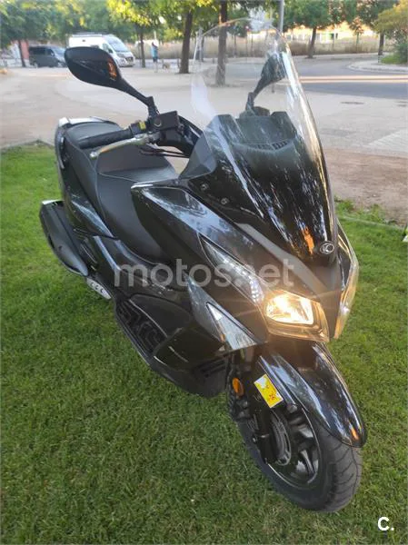 Kymco Super Dink 350 – Vista 8