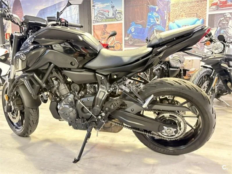 Yamaha MT-07 – Vista 4