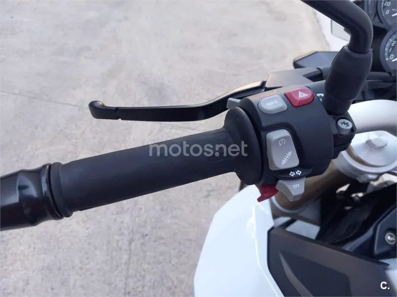BMW F 800 R – Vista 7