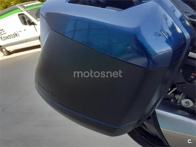 Kawasaki Versys 1100 – Vista 21