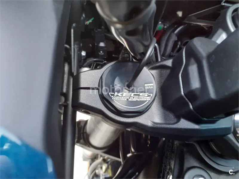 Kawasaki Versys 1100 – Vista 24