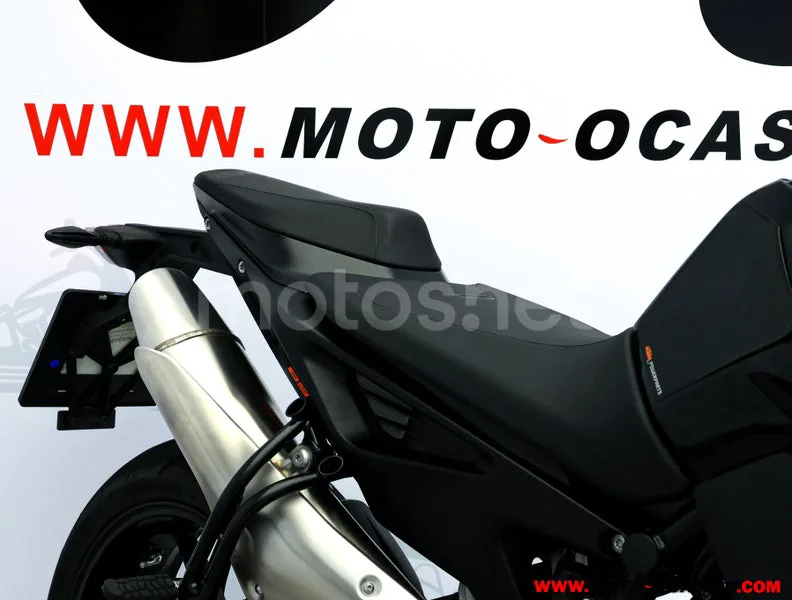 KTM 890 – Vista 11