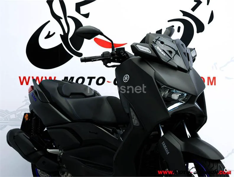 Yamaha XMAX 300 – Vista 4