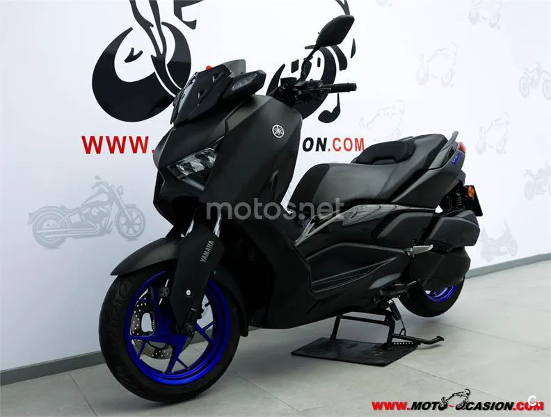 Yamaha XMAX 300 – Vista 8