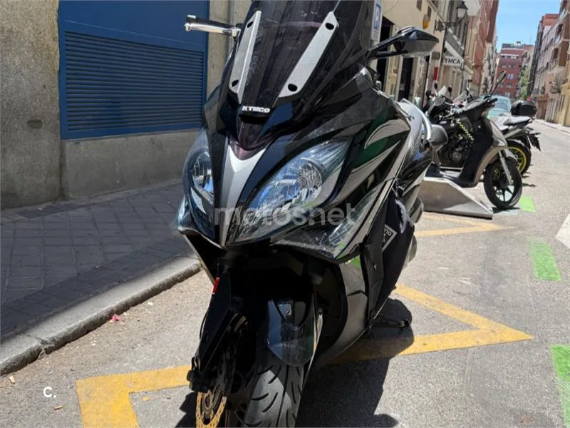Kymco Xciting 400 – Vista 3
