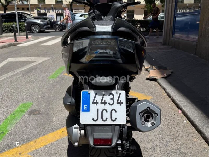 Kymco Xciting 400 – Vista 10