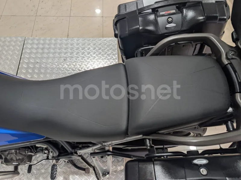 Triumph Tiger 900 - Vista 18