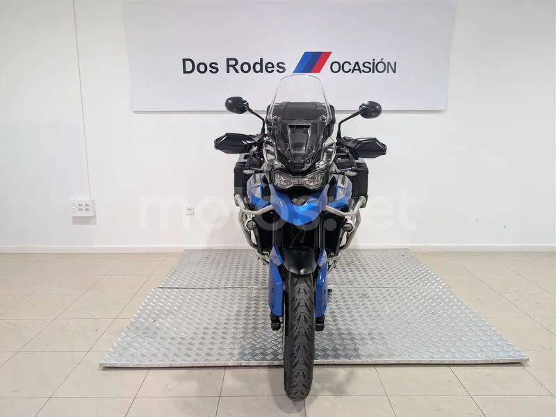 Triumph Tiger 900 - Vista 3