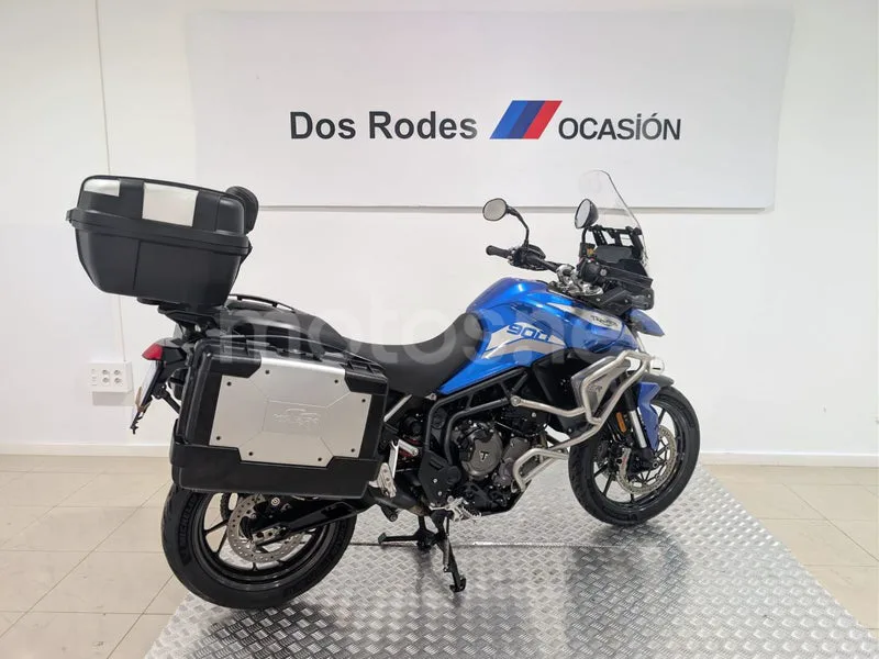 Triumph Tiger 900 - Vista 7