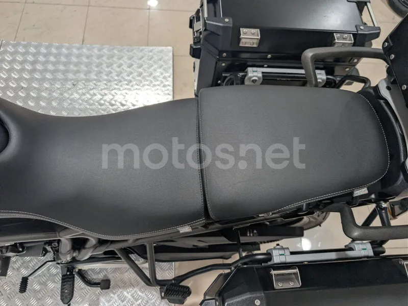 Triumph Tiger 800 XRT - Vista 18
