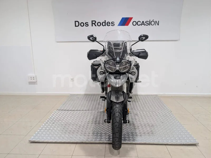 Triumph Tiger 800 XRT - Vista 3