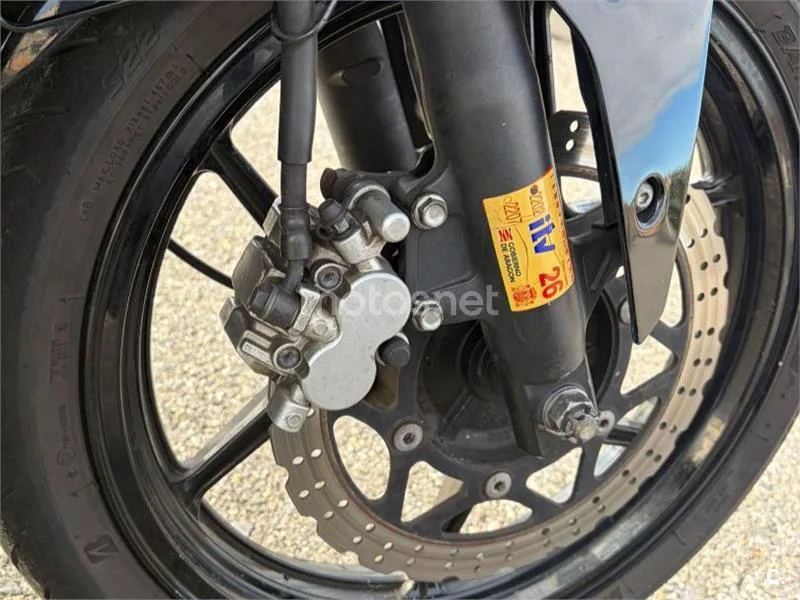 Kawasaki Ninja 250 R – Vista 5