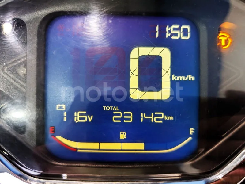 Honda SH 125i – Vista 7