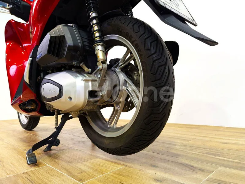 Honda SH 125i – Vista 10
