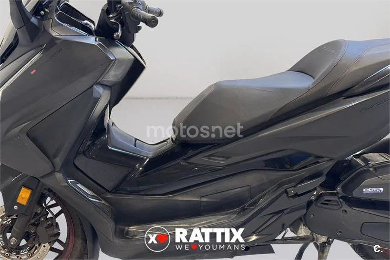Honda Forza 125 – Vista 8