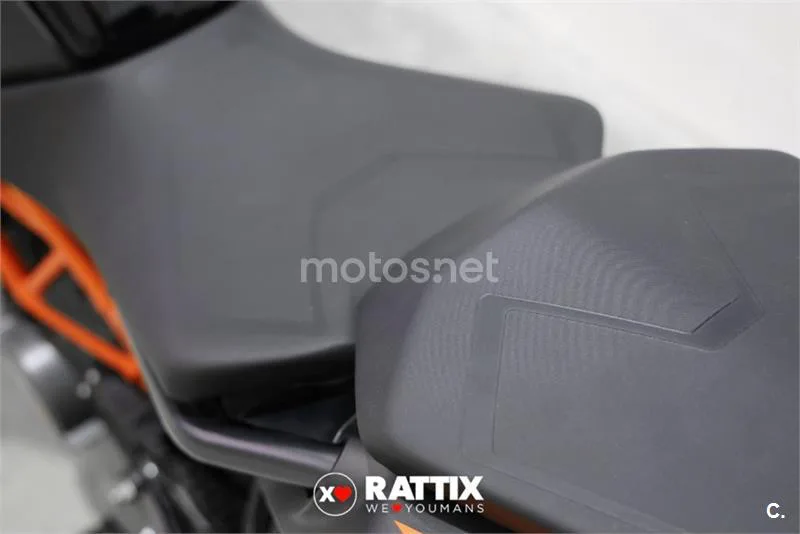 KTM 125 – Vista 5