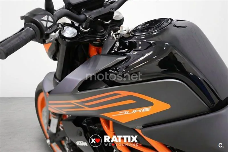 KTM 125 – Vista 9