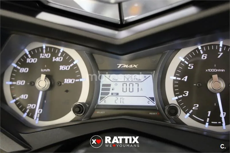Yamaha TMAX 530 – Vista 6