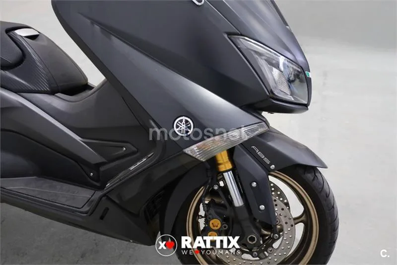Yamaha TMAX 530 – Vista 8