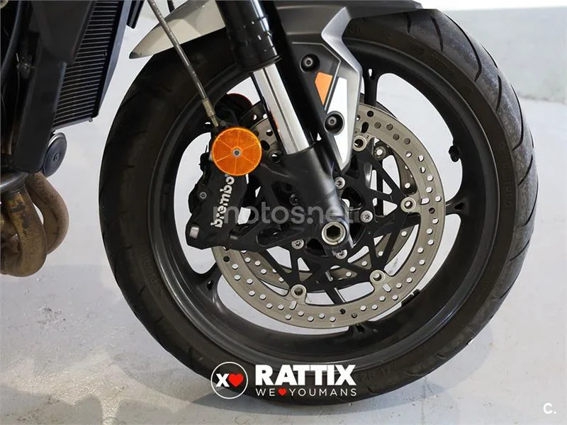 Triumph Street Triple 765 – Vista 10