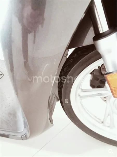 Honda SH 125i – Vista 10