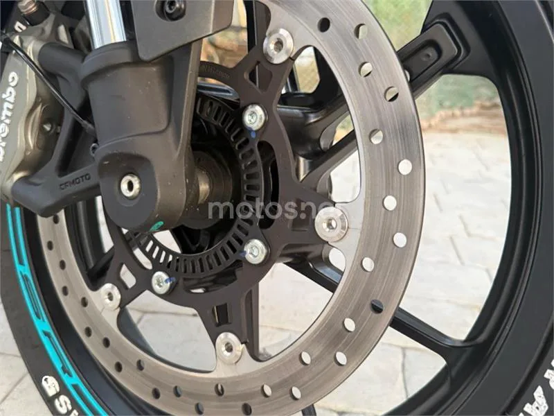 CFMOTO 450SR – Vista 8