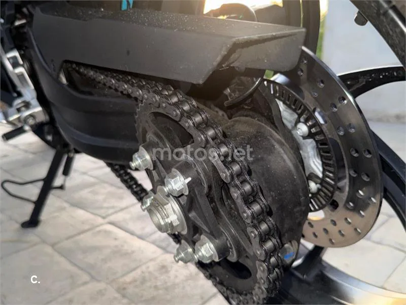 CFMOTO 450SR – Vista 9