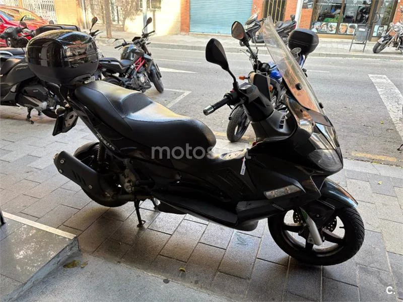 Gilera Nexus 300 – Vista 3