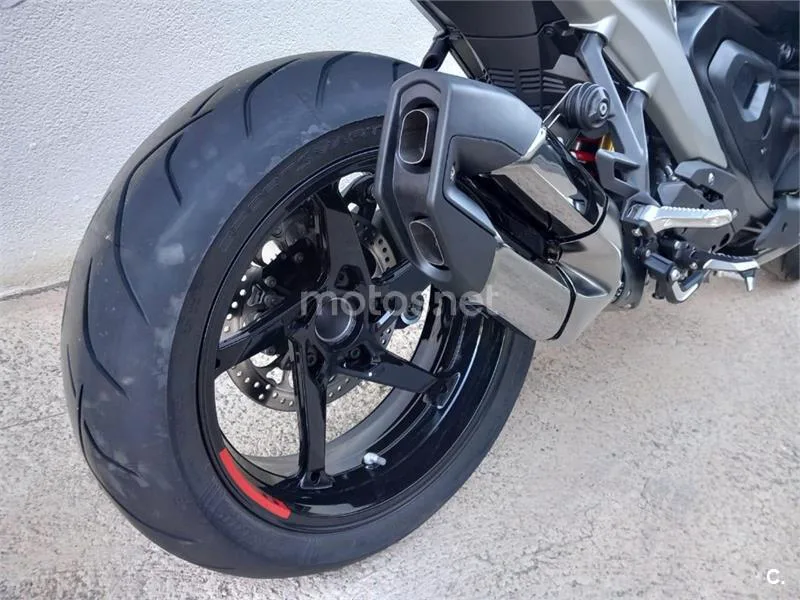 BMW R 1300 R – Vista 9