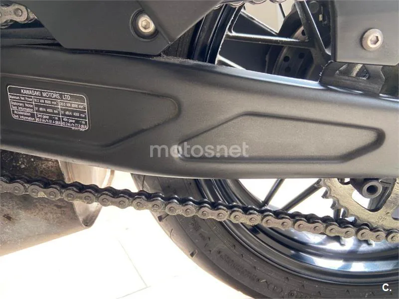Kawasaki Z650 – Vista 17