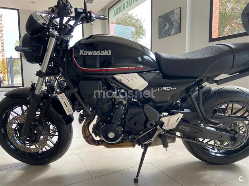 Kawasaki Z650 – Vista 4