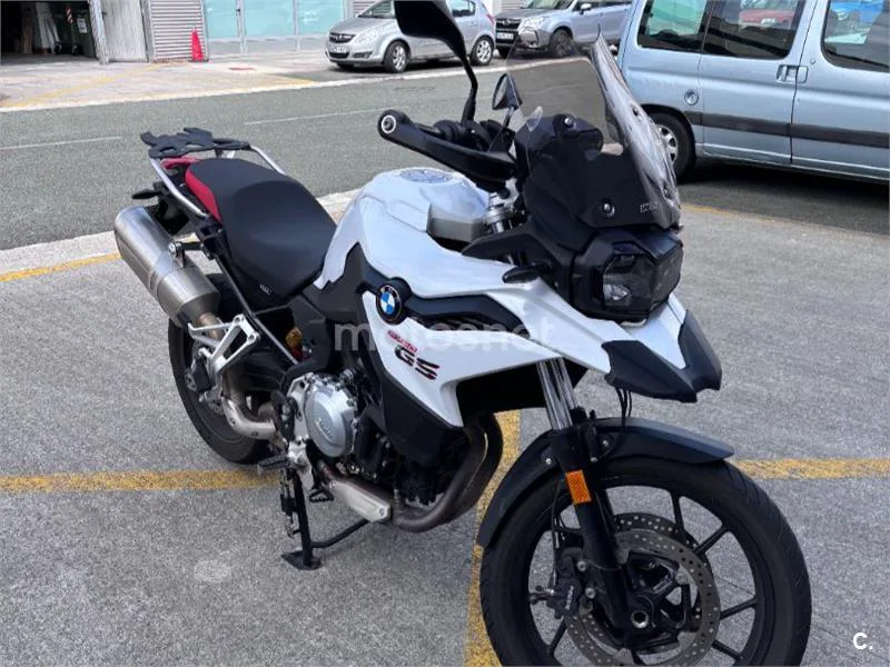 BMW F 750 – Vista 3