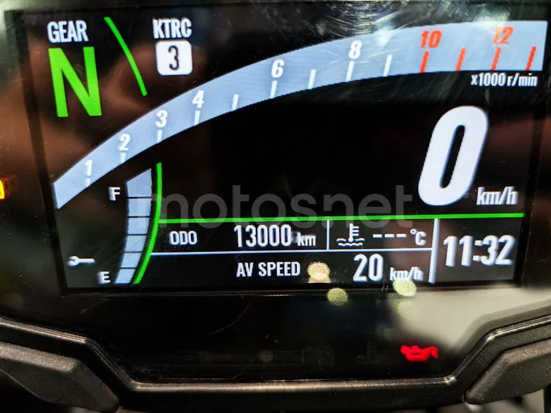 Kawasaki Z900 – Vista 7