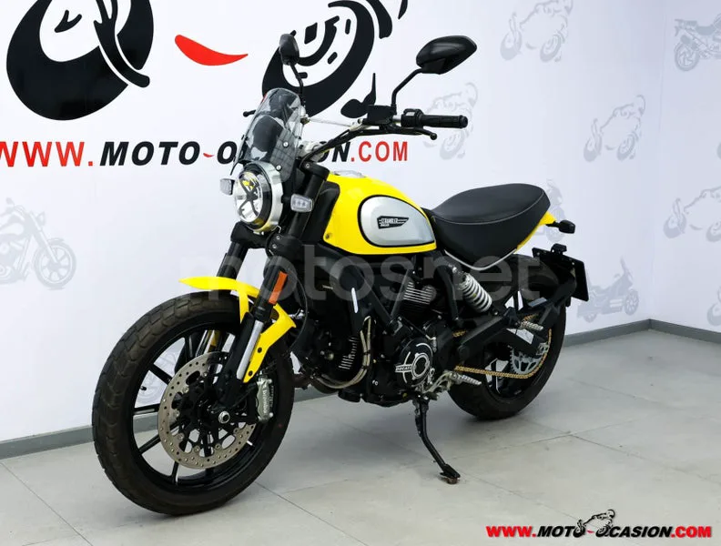 Ducati Scrambler – Vista 15
