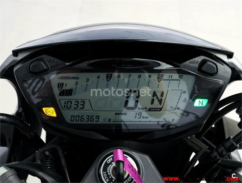 Suzuki SV 650 – Vista 6