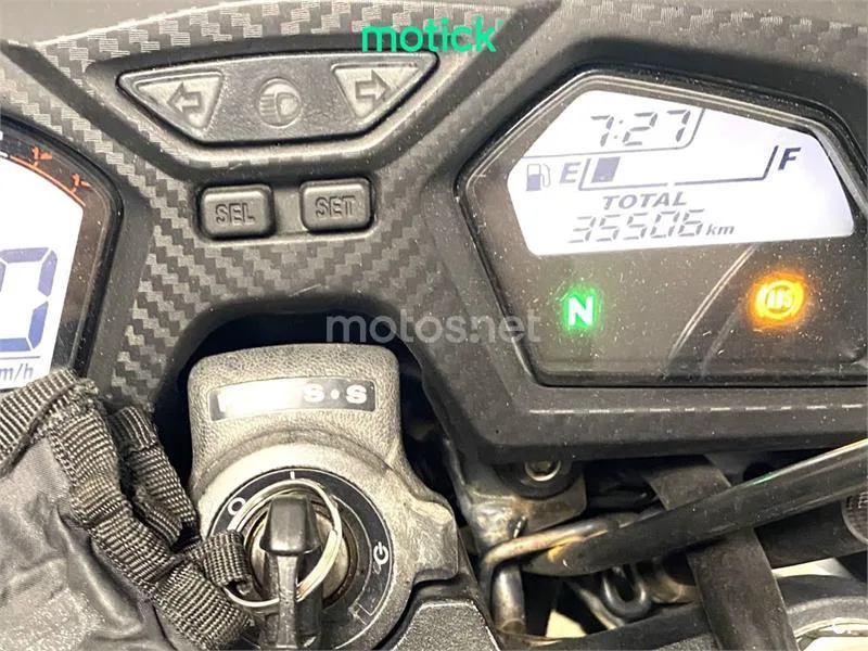 Honda CB 650 F – Vista 4