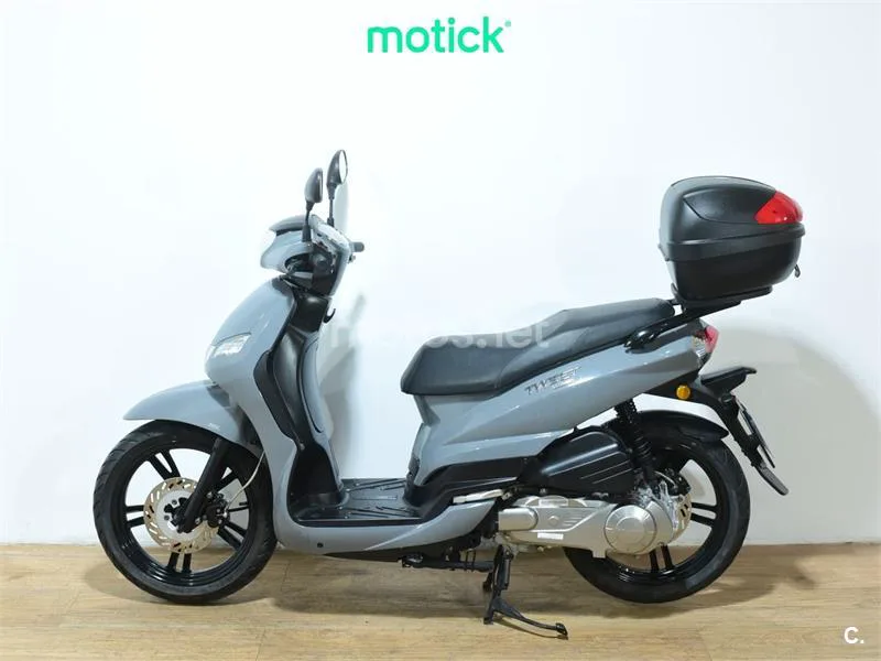 Peugeot Tweet 125 – Vista 7